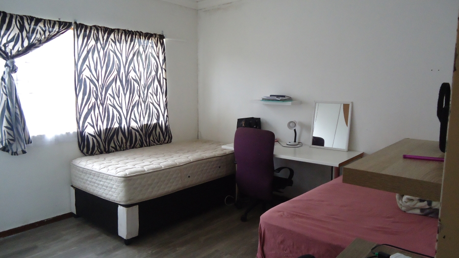 4 Bedroom Property for Sale in Cloetesville Western Cape